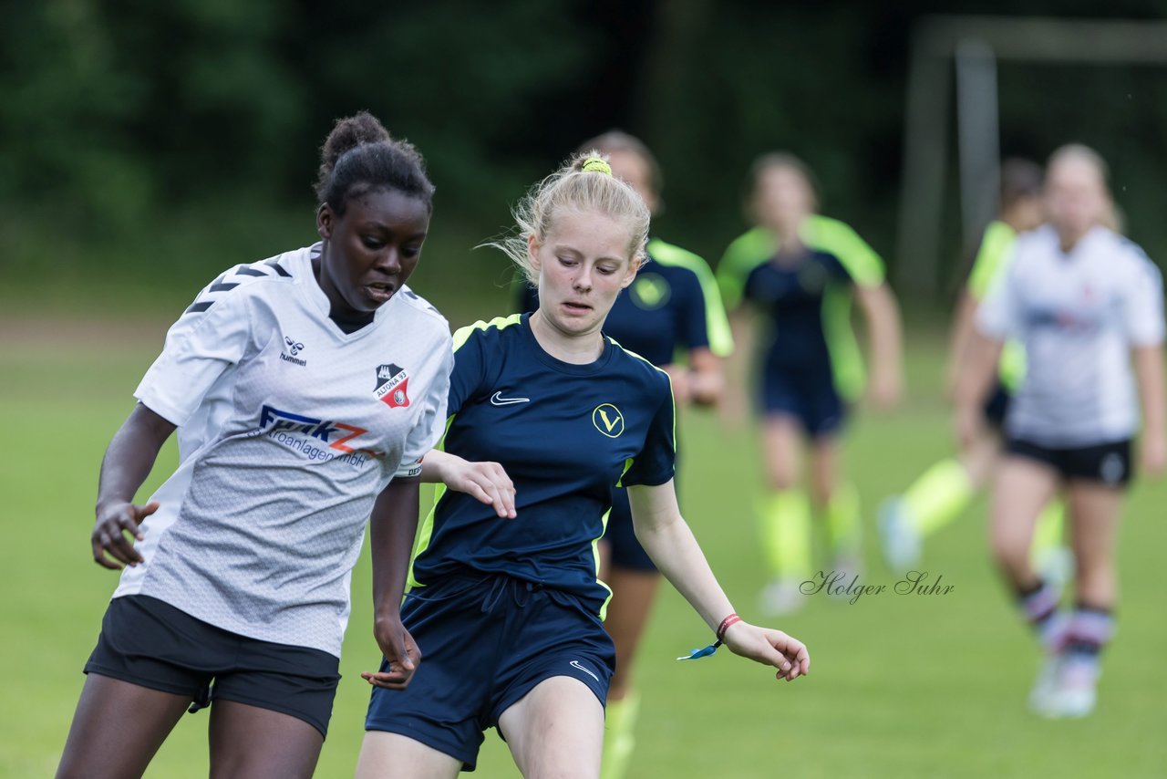 Bild 438 - Loewinnen Cup